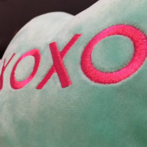 Xoxo Mint Green Plush Heart - Picture 7 of 8